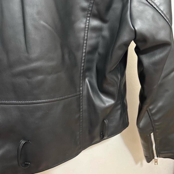 Zara Women's Black Faux Leather Biker Jacket - Large - Picture 5 of 6